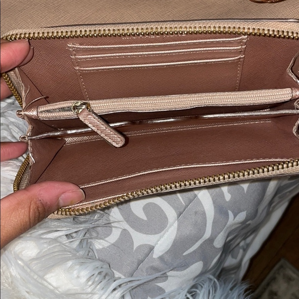 Selling Michael Kors pale pink purse & wallet - Picture 8 of 10